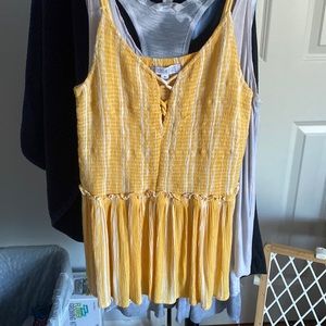 Flattering yellow tank, love this